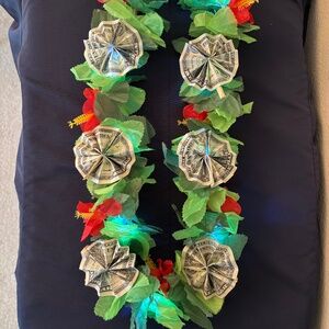 Graduation money Lei - Lights Up